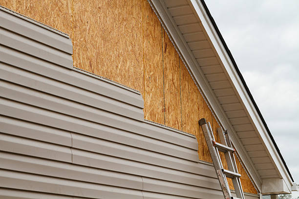 Professional Fiber Cement Siding technician working in Mount Airy, GA